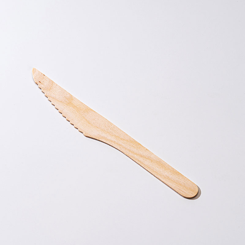 Un guide pour éviter les pièges lors de l'achat de couverts en bois jetables: 3 questions clés pour poser aux fournisseurs